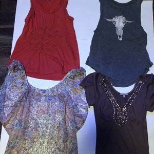 Womens summer tops size xs super cute!